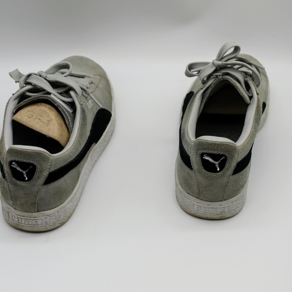 PUMA SUEDE CLASSIC SPORT-INSPIRED SNEAKERS 9.5 - Picture 2 of 3